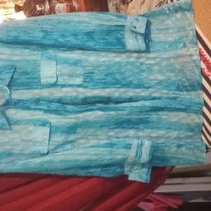 16P Kim Rogers Petite Aqua Sheer button down Top